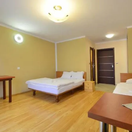 Bizancjum Goscinne Parking Free 24h Couette-café Kłodzko