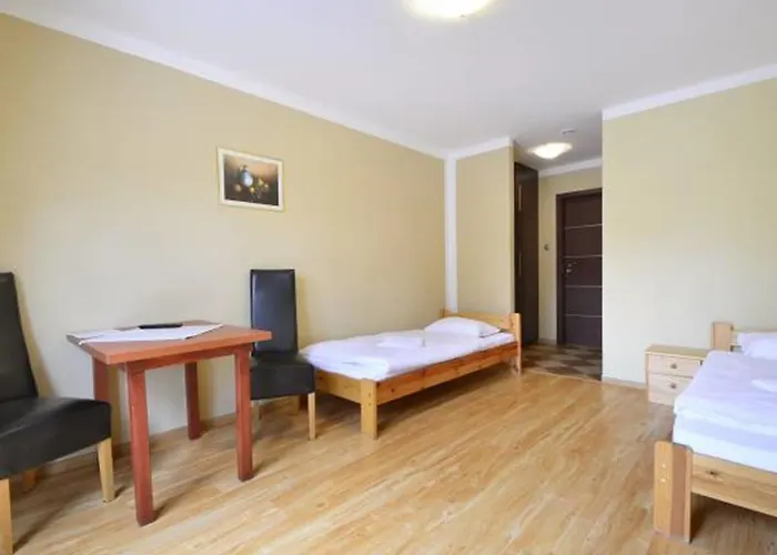 Bizancjum Goscinne Parking Free 24h 3* Kłodzko